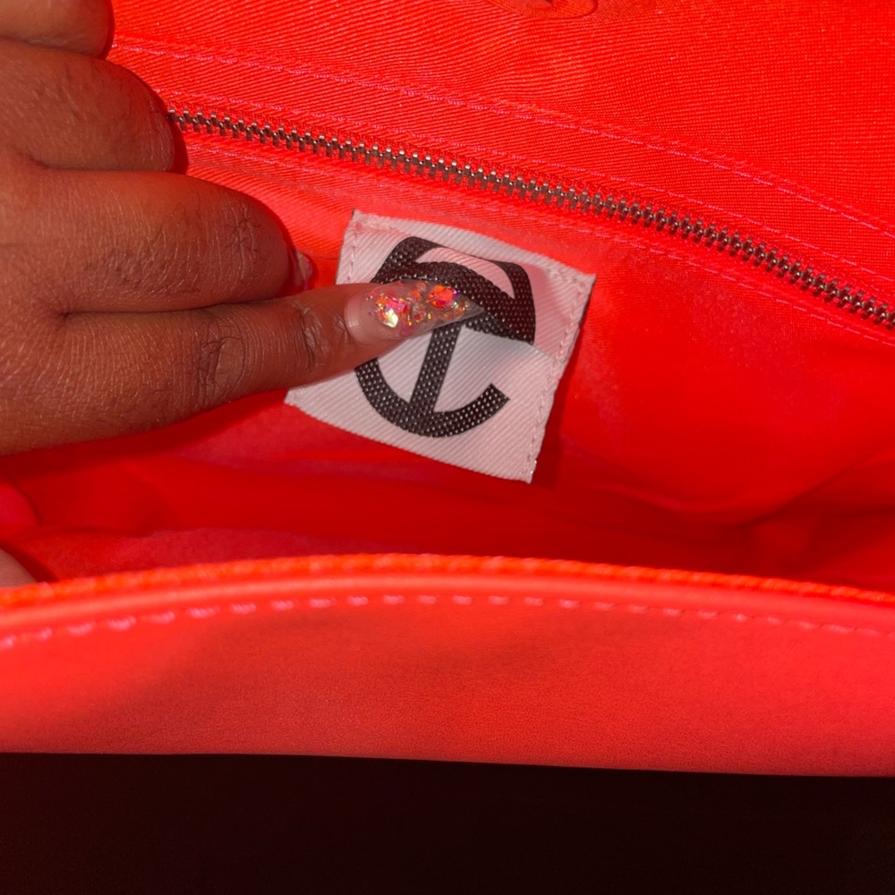 Medium Hazard Telfar Bag - Picture 6 of 7